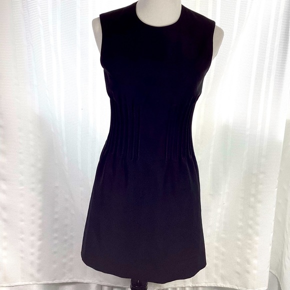 Louis Vuitton Dresses & Skirts - Louis Vuitton Black Sheath Dress Uniformes Sales Associate Size 34/US 4-6.